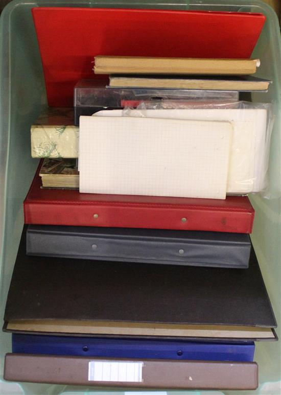 Qty stamp albums